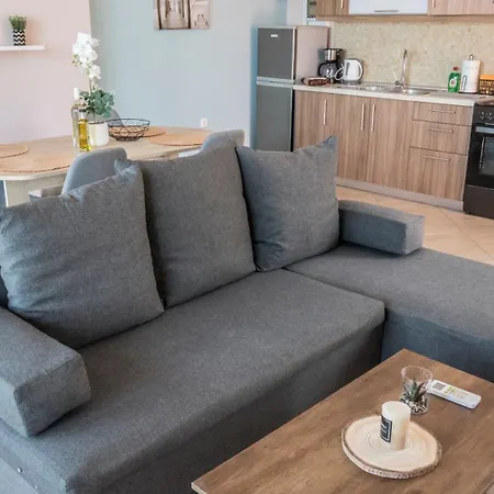 アパート Nias Beachfront Close By To Sidari *