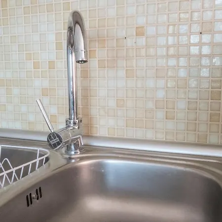 Nias Beachfront Close By To Sidari アパート