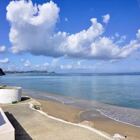 Nias Beachfront Close By To Sidari * Карусадес