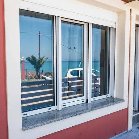 Daire Nias Beachfront Close By To Sidari Karousádes