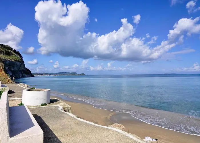 Nias Beachfront Close By To Sidari * Karousádes