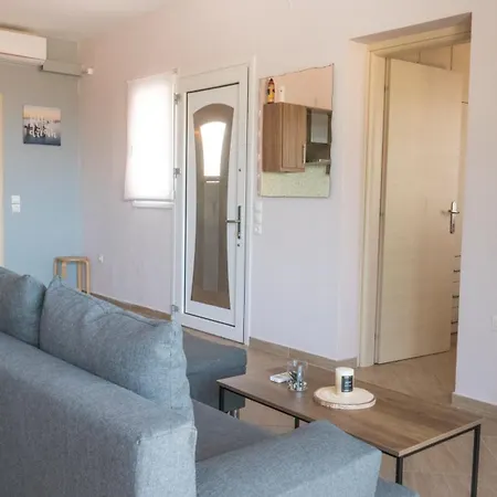 Nias Beachfront Close By To Sidari * Karousádes