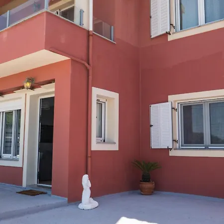 Nias Beachfront Close By To Sidari Karousádes